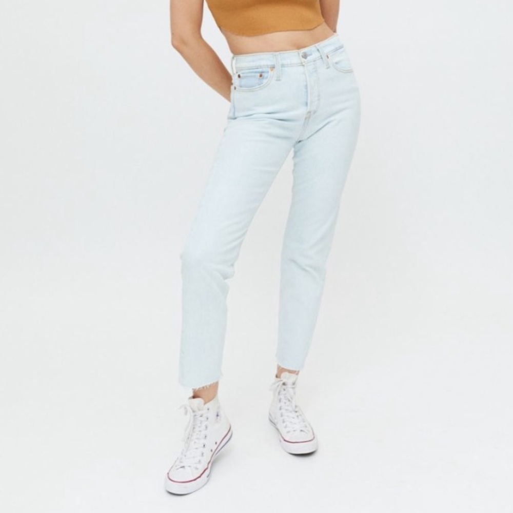 Levi’s Wedgie Icon Jeans